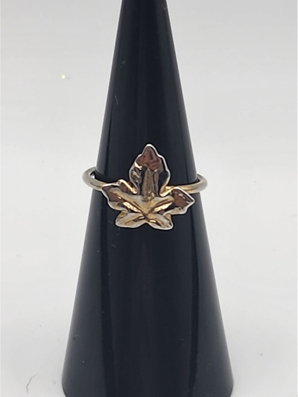 Vintage 12 Karat Gold Filled Leaf Design Adjustable Ring